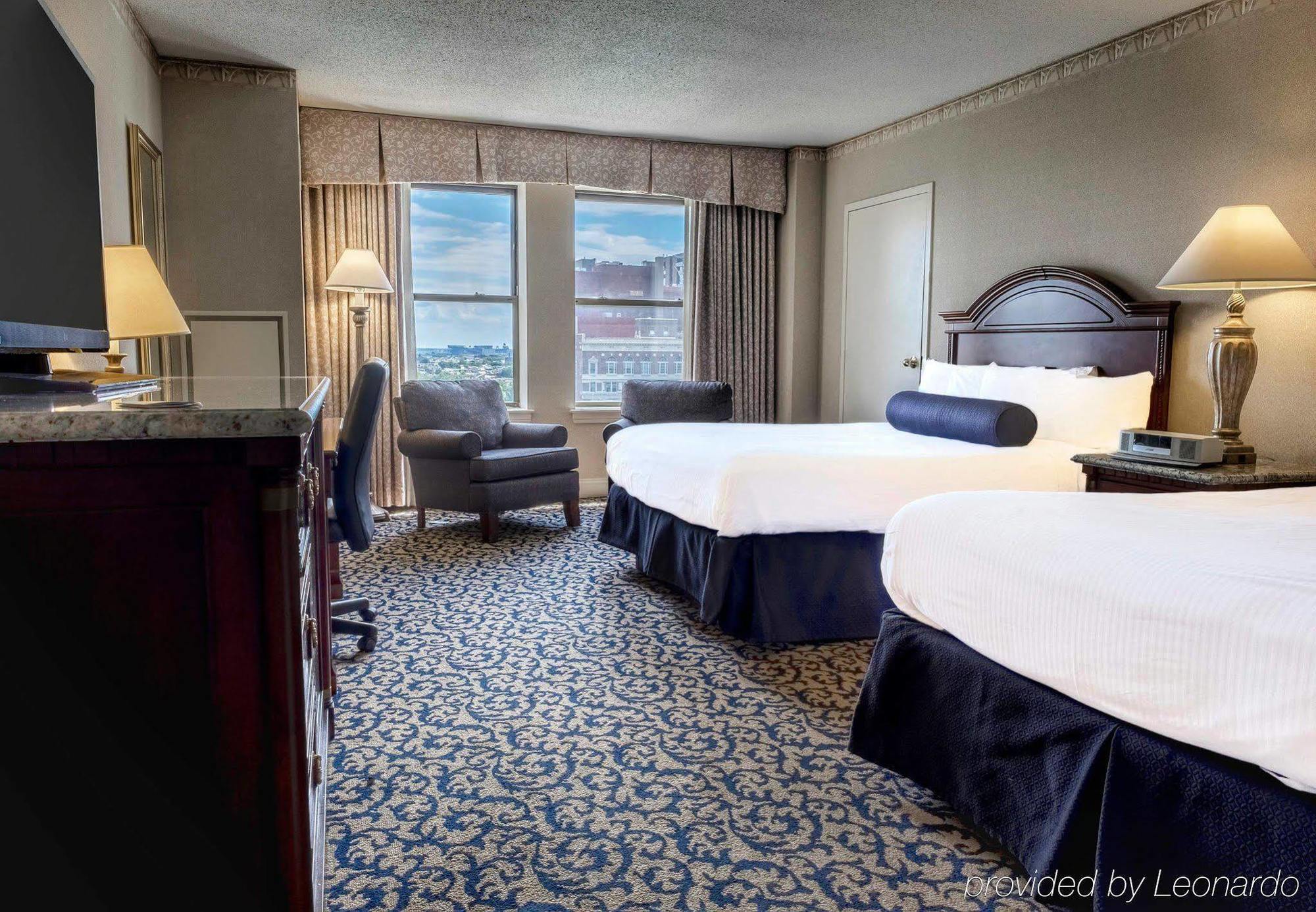 Renaissance Philadelphia Downtown Hotel Exterior photo