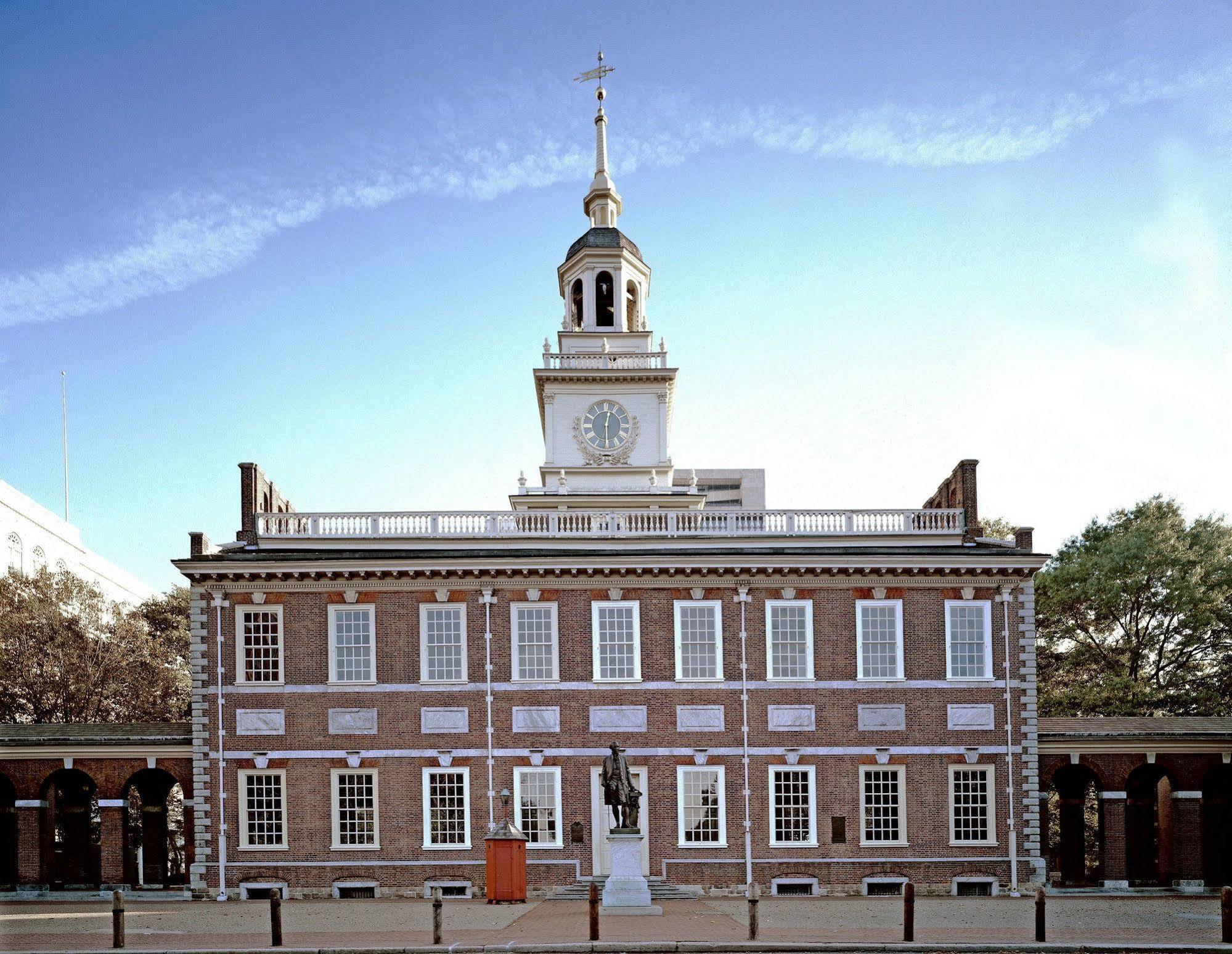 Renaissance Philadelphia Downtown Hotel Exterior photo